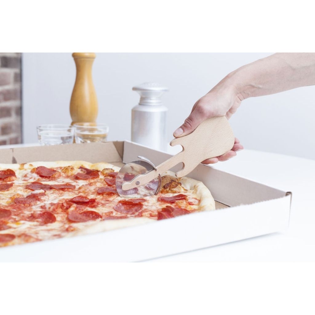 Rockin' Guitar Pizza Cutter